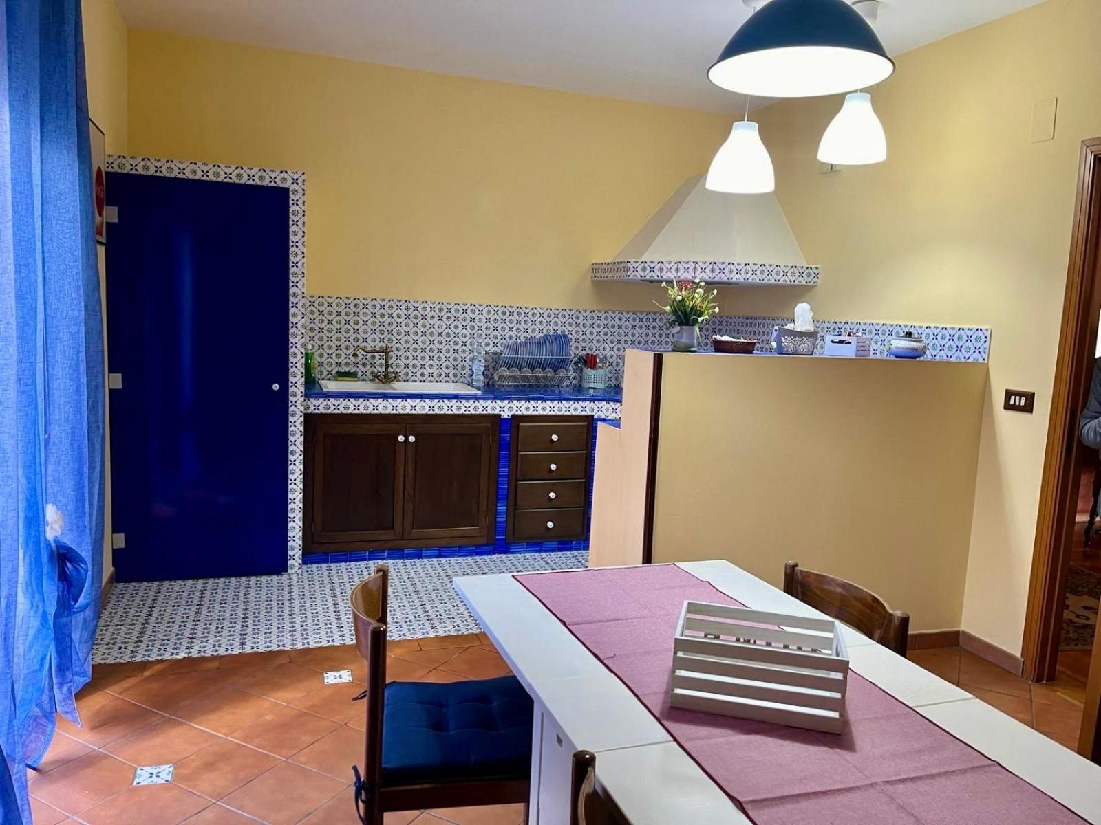 Sicilian Apartment Termini Imerese Exterior foto